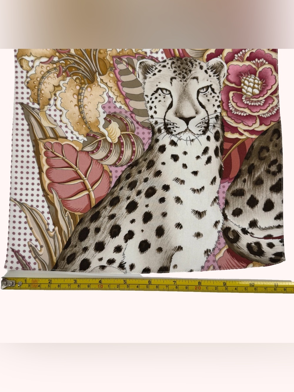 Vintage Ferragamo Silk Cheetah Floral Pocket Square Scarf Made in Italy - Picture 8 of 8
